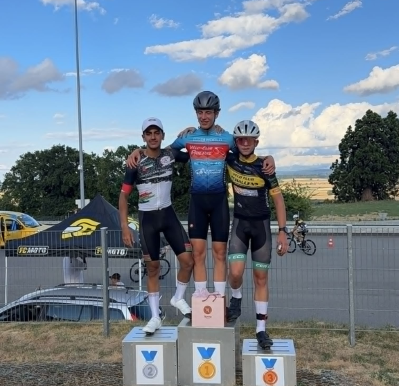 Emirati Cyclists Shine In Switzerland Alongside 500 Competitors